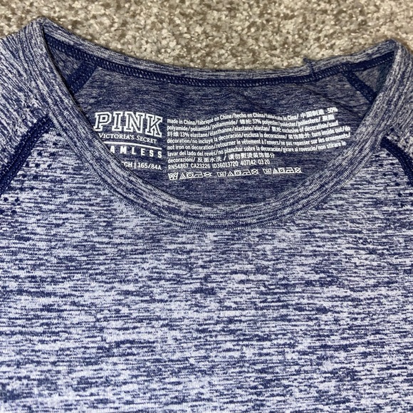 VS PINK Seamless Workout Crop Top - Picture 3 of 4